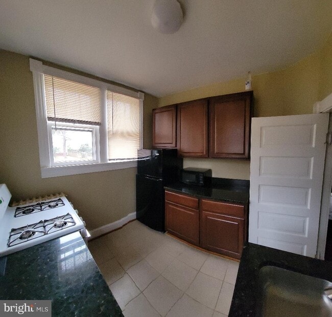 Building Photo - 1107 Prince Edward St