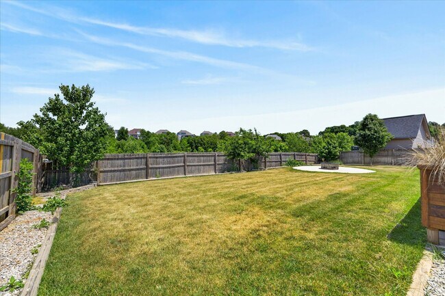 Building Photo - Piedmont Pl. - 325