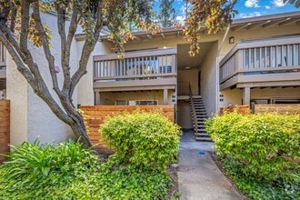 Building Photo - Walnut Creek! 1 bedroom 1 bathroom, Walk t...