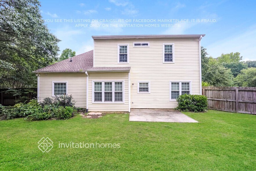 Building Photo - 3007 Andora Dr SW