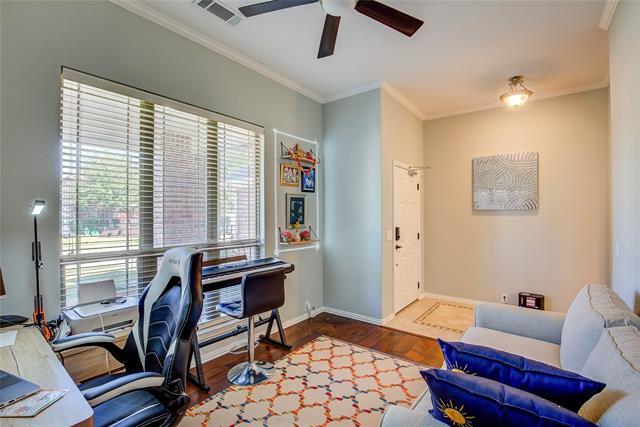 Building Photo - 2472 Deerwood Dr