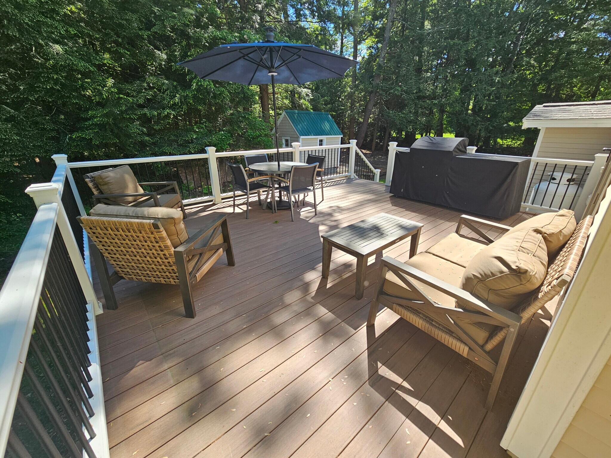 Building Photo - 435 High St