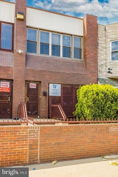 Building Photo - 2308 E Allegheny Ave