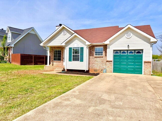 Building Photo - 1215 Marla Dr