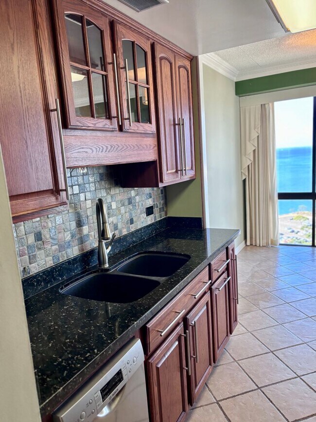Building Photo - Available Now | 2 Bedroom, 2 bathroom, 1 a...