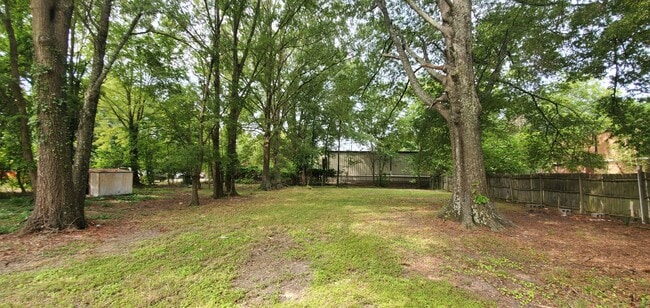 Building Photo - Coming Soon, Fantastic 2BR, 1BA Durham Home with a Large Yard