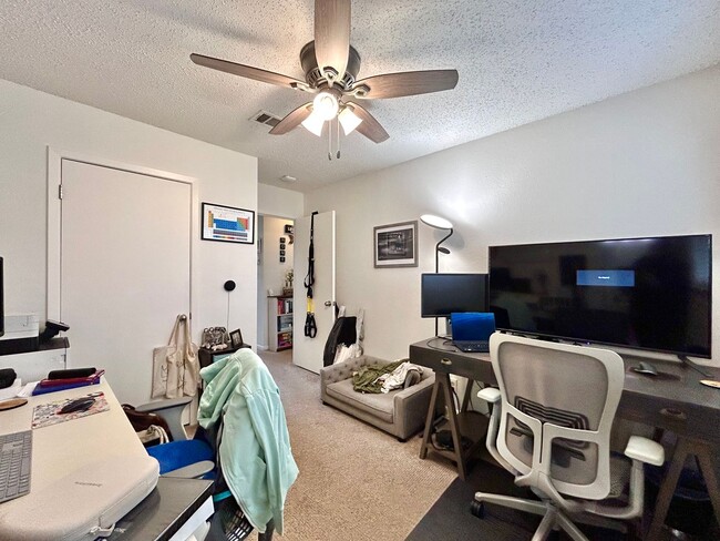 Building Photo - 6031 Old Fredericksburg Rd