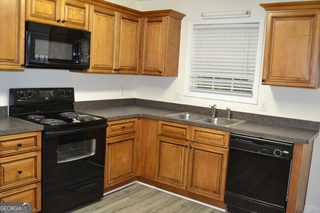 Building Photo - 434 WI Pkwy