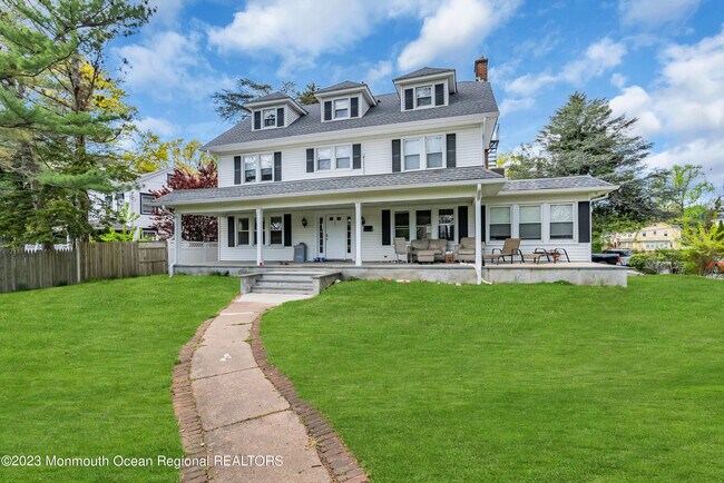 Building Photo - 309 Cedar Ave