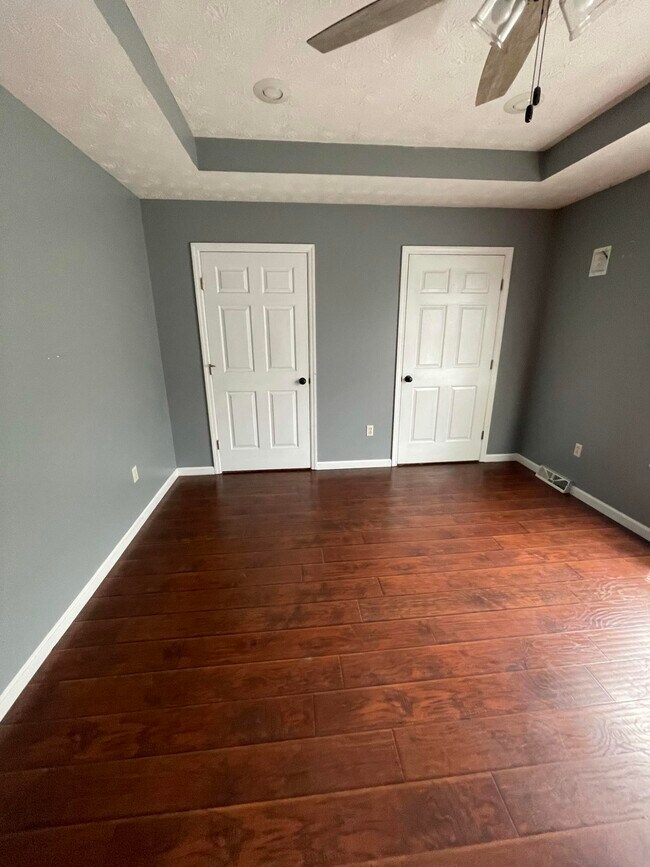 Building Photo - 1024 Heathcliff Dr