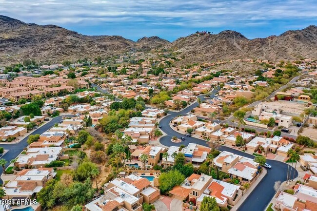 Building Photo - 10415 N 10th St