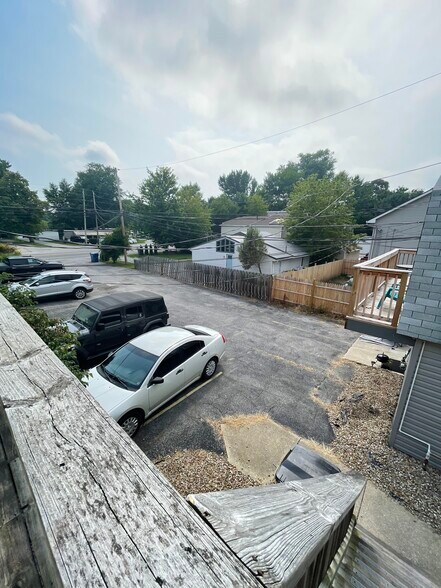 Building Photo - 1021 West Dr