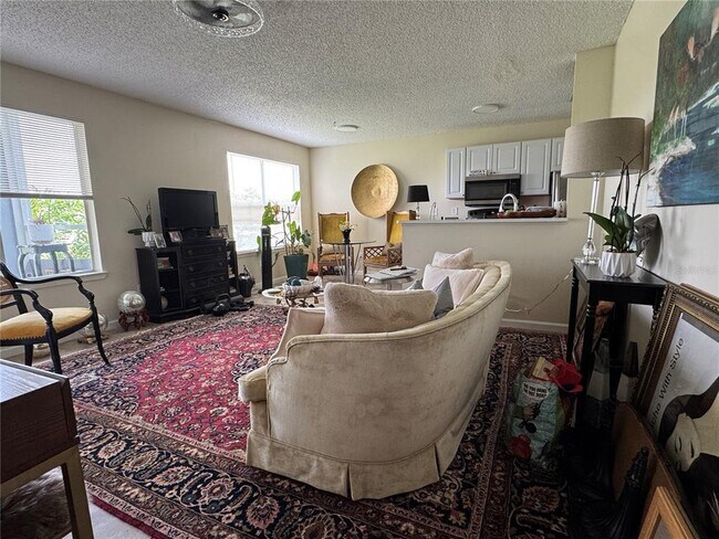 Building Photo - 2565 Grassy Point Dr