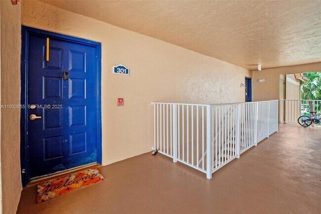 Building Photo - 15770 SW 104th Terrace