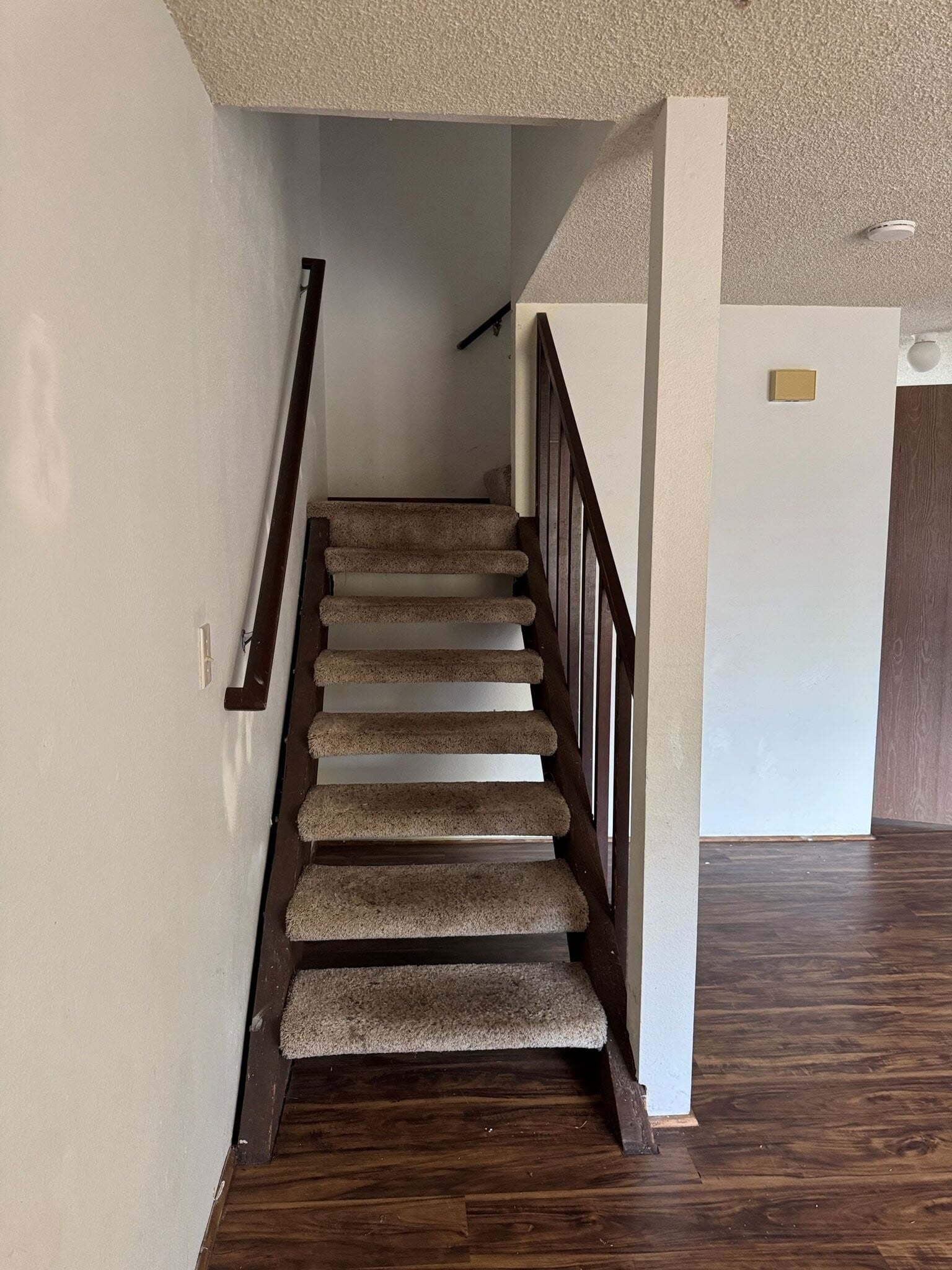 Building Photo - 675 SW Harrier Cir