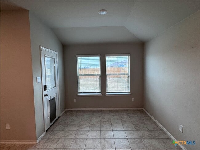 Building Photo - 1104 Prairie Clover Rd