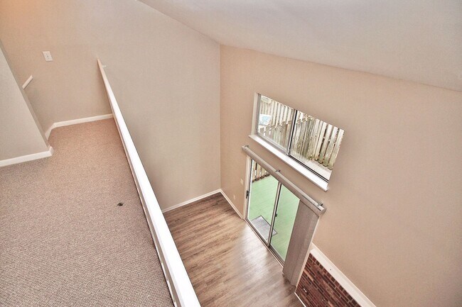 Building Photo - 3127 Heathstead Place