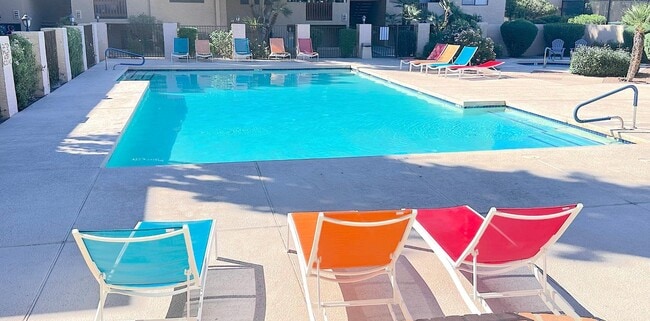 Building Photo - 3031 N Civic Center Plaza