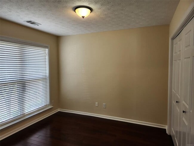 Building Photo - 742 Ryefield Ct
