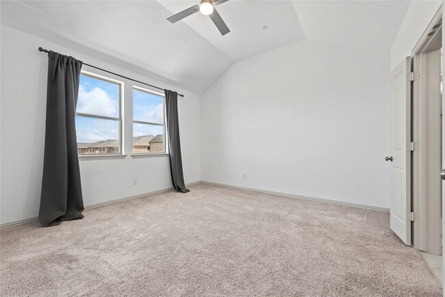 Building Photo - 286 Harvest Way