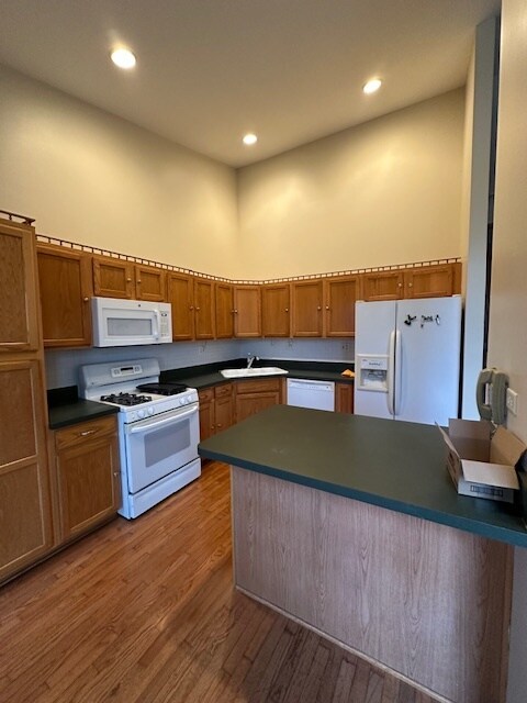 Building Photo - 26435 Spur Ct