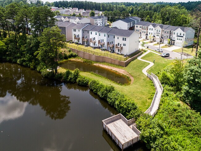 Building Photo - 1106 Shoreside Dr