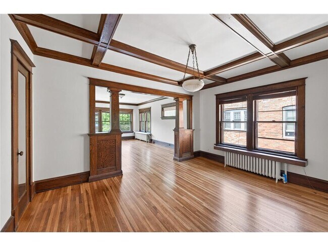 Building Photo - 971 Goodrich Ave