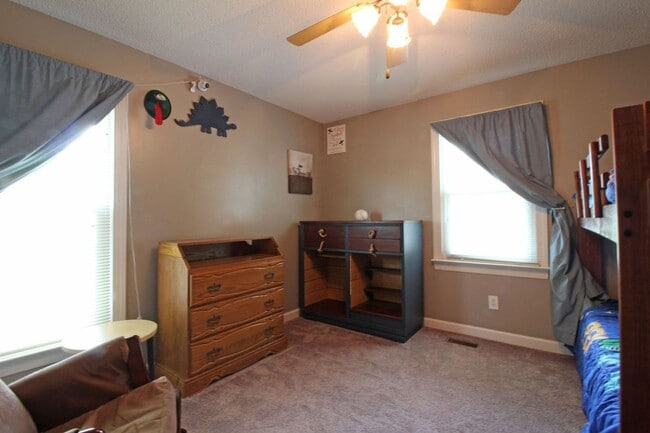 Building Photo - 103 Carolina Wren Cir