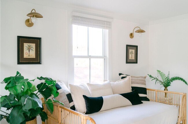 Building Photo - 29 Kennedy St