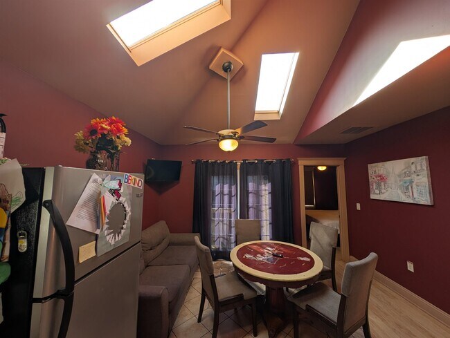 Building Photo - 450 N Connecticut Ave