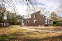 Building Photo - 90 Clubhouse Rd