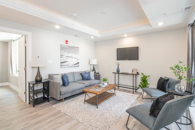 Floorplan - 1633 N. 2nd Street