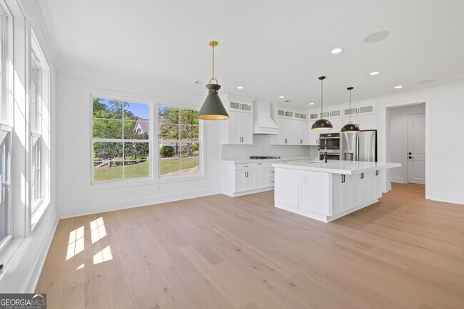 Building Photo - 1270 Glen Eagle Dr