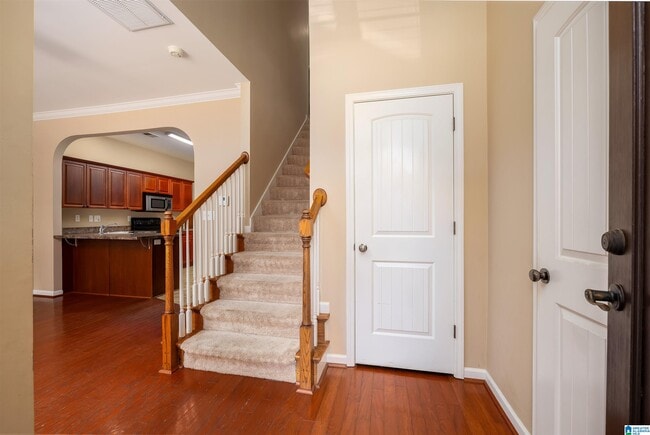 Building Photo - 2250 Ridgemont Dr