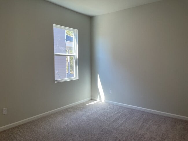 Building Photo - 239 W Bradford Pointe Dr