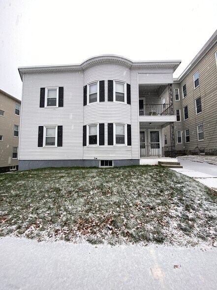 Primary Photo - 356 Chandler St