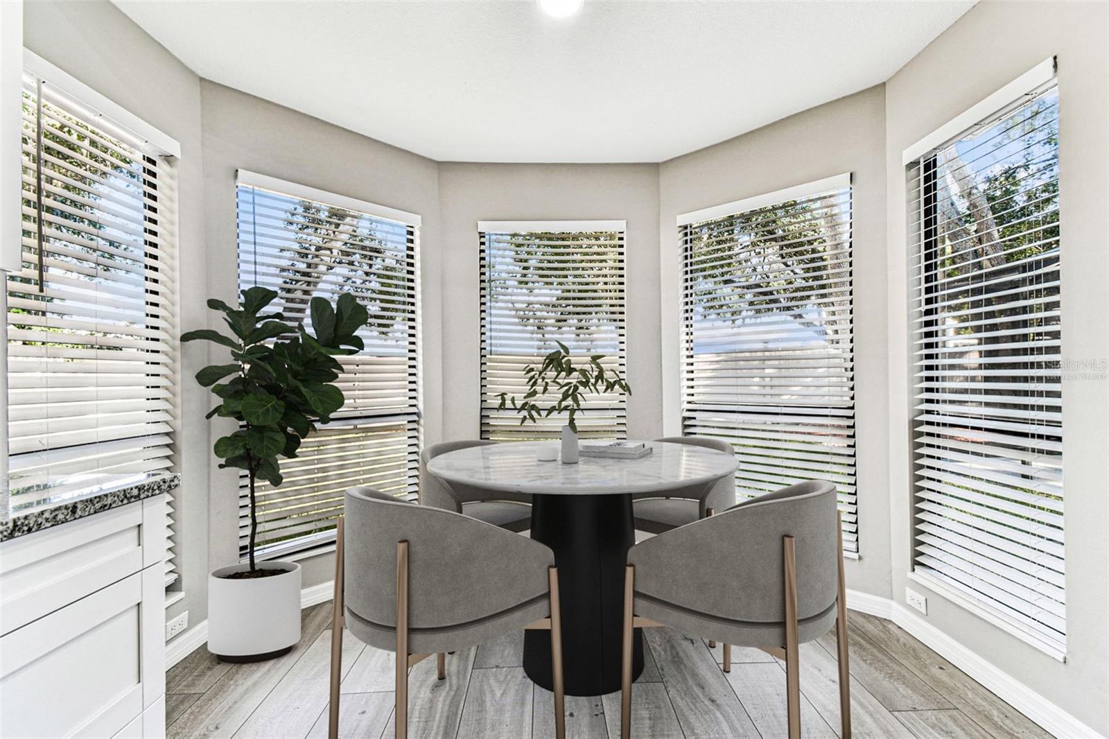 Building Photo - 2504 Gulfbreeze Cir