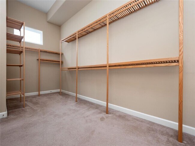 Building Photo - 488 Chelsea Ave