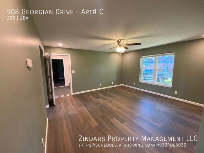 Building Photo - newly remodeled 2 bedroom 1.5 bath apartme...