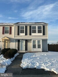 Building Photo - 4700 Still Pl