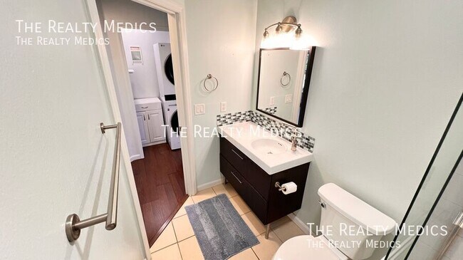 Building Photo - 3977 Journey Ct