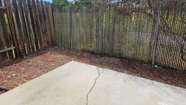 Building Photo - 1349 Tree Garden Pl