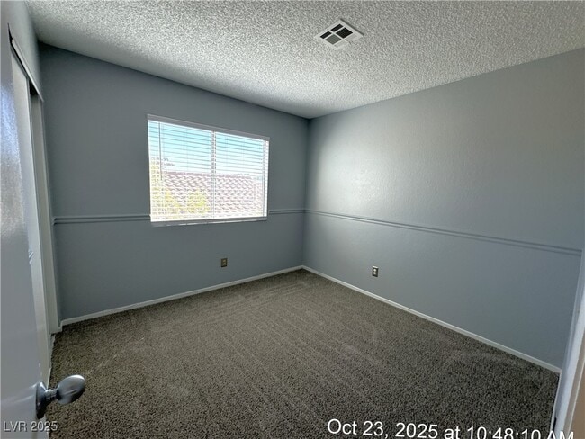 Building Photo - 2538 Wolverton Ave