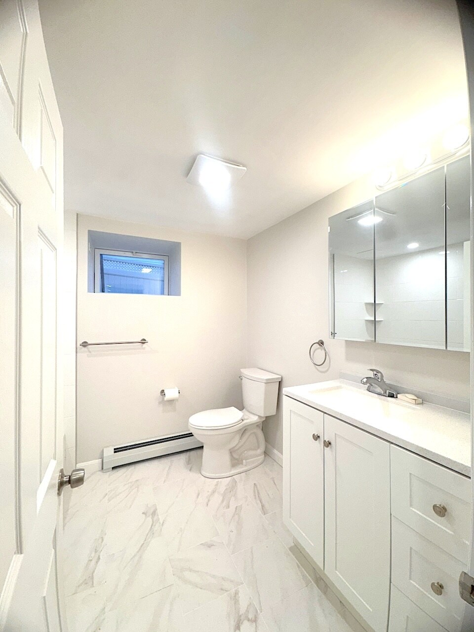 Building Photo - 39 Cottage St