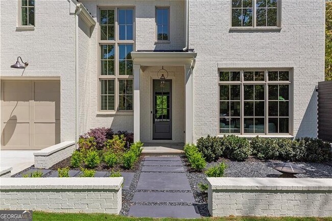 Building Photo - 3290 Dunlop Ct