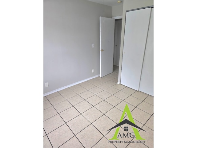 Building Photo - 8302 Laughlin Dr