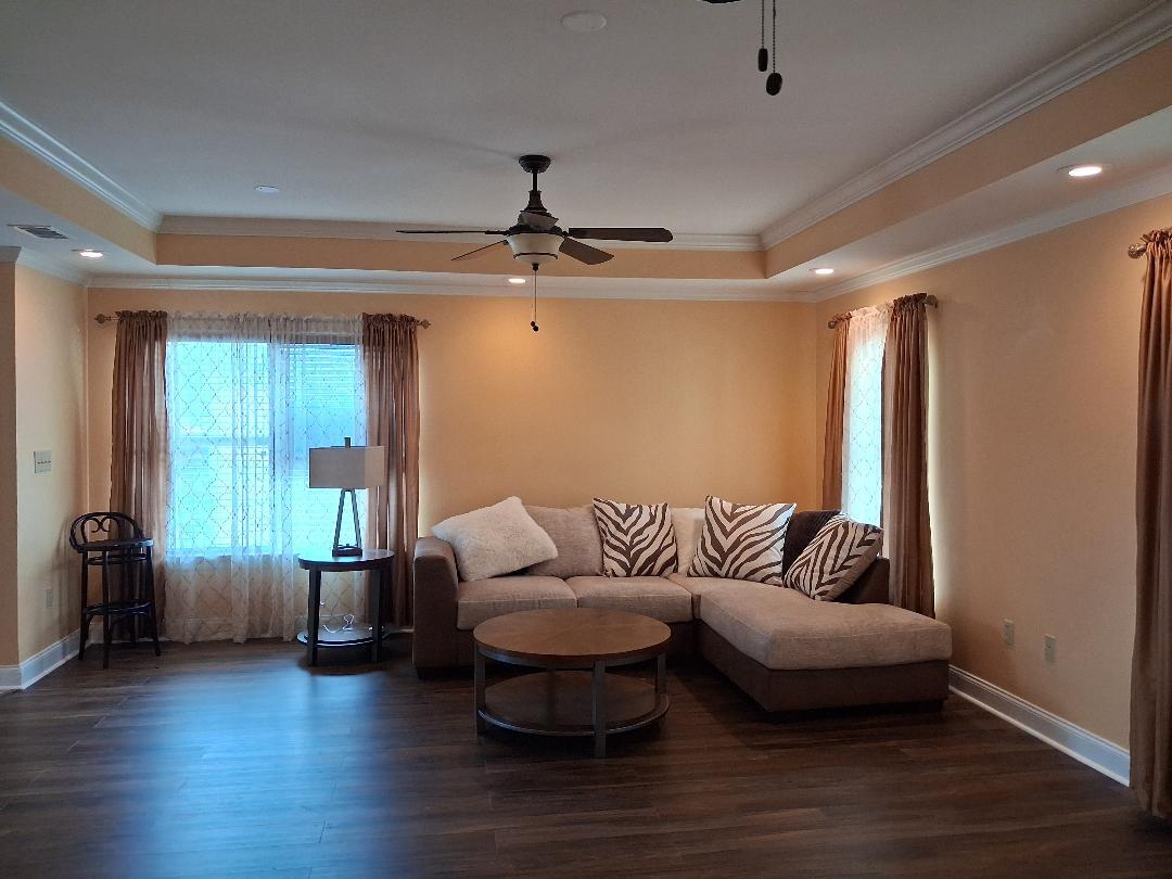 living room - 3447 Derby Pl