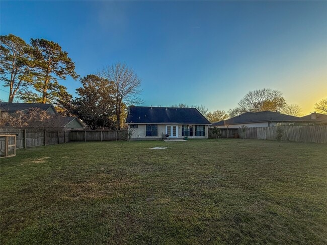 Building Photo - 603 Mosswood Dr