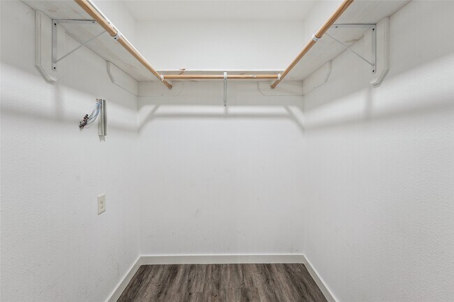 Building Photo - 3751 Glade Forest Dr