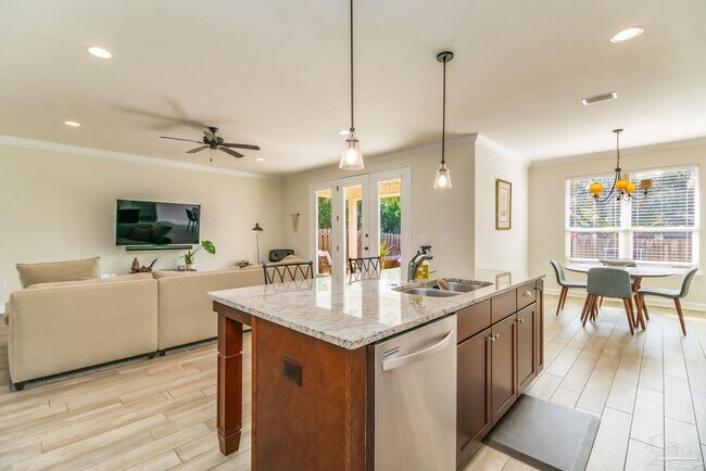 Building Photo - 874 Lowery Dr